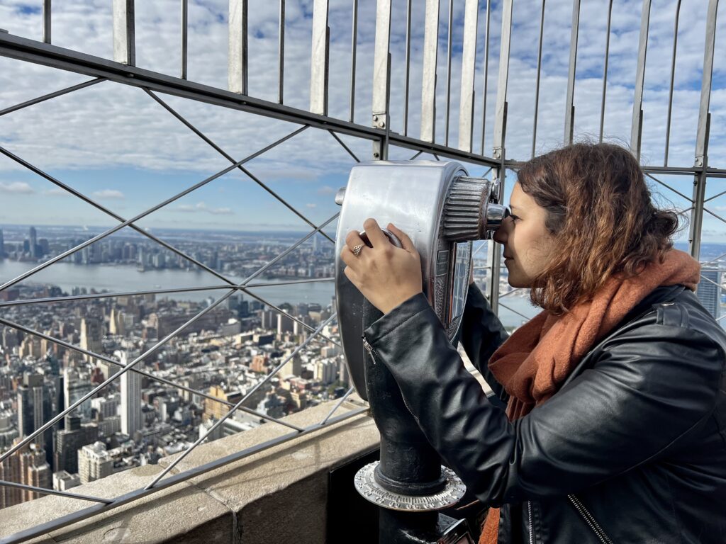 Marion en haut de l'empire state building